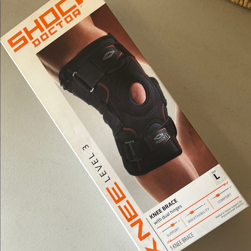 Shock Doctor Black Knee Brace